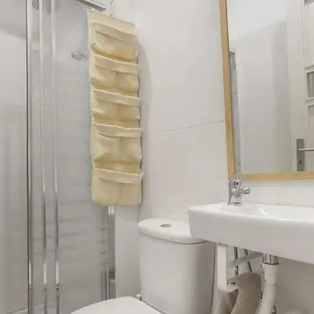 Apartment White Fabrica House *
